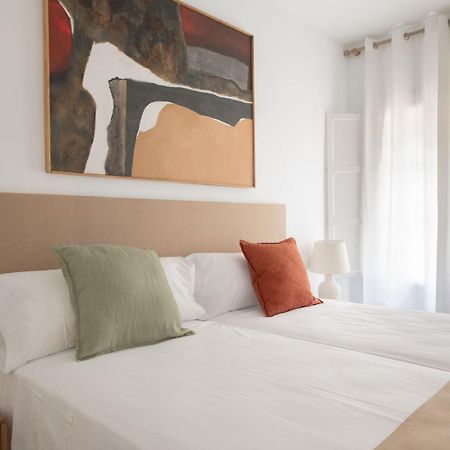 Magno Apartments Gonzalez Cuadrado Sevilla Exteriör bild